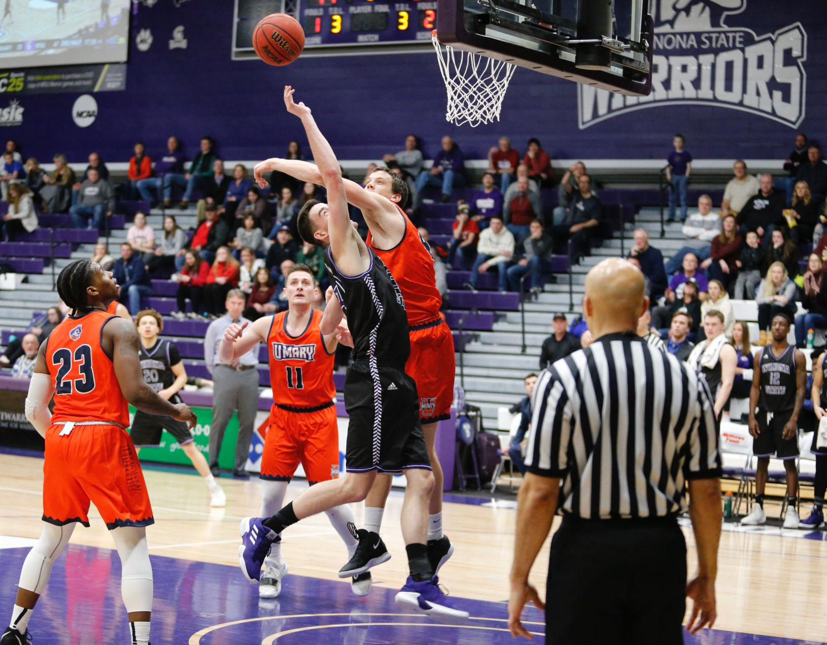 WSU MBB vs Mary 14